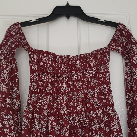 Off the shoulder mini dress - Picture 3 of 8